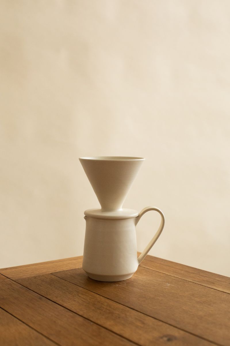 Yoshida Pottery Off-white Coffee Dripper - Image 3