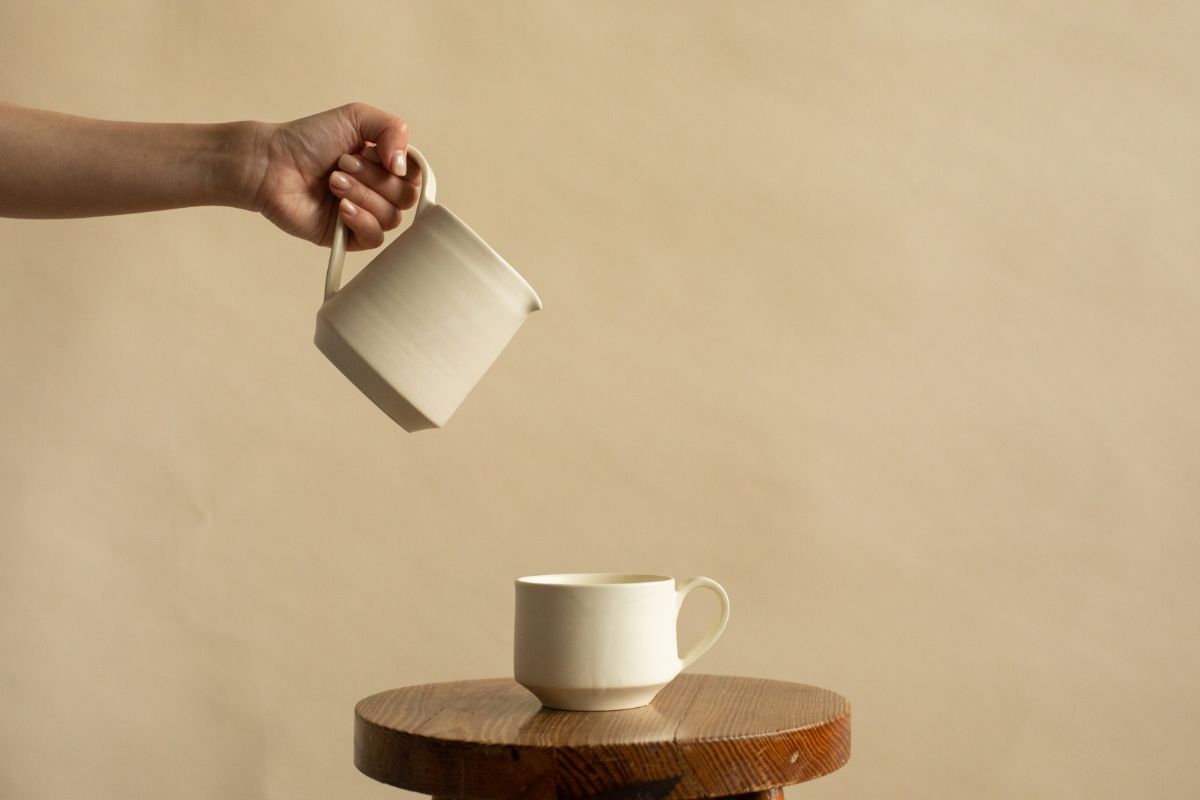 Yoshida Pottery Off-white Coffee Cup - Image 3