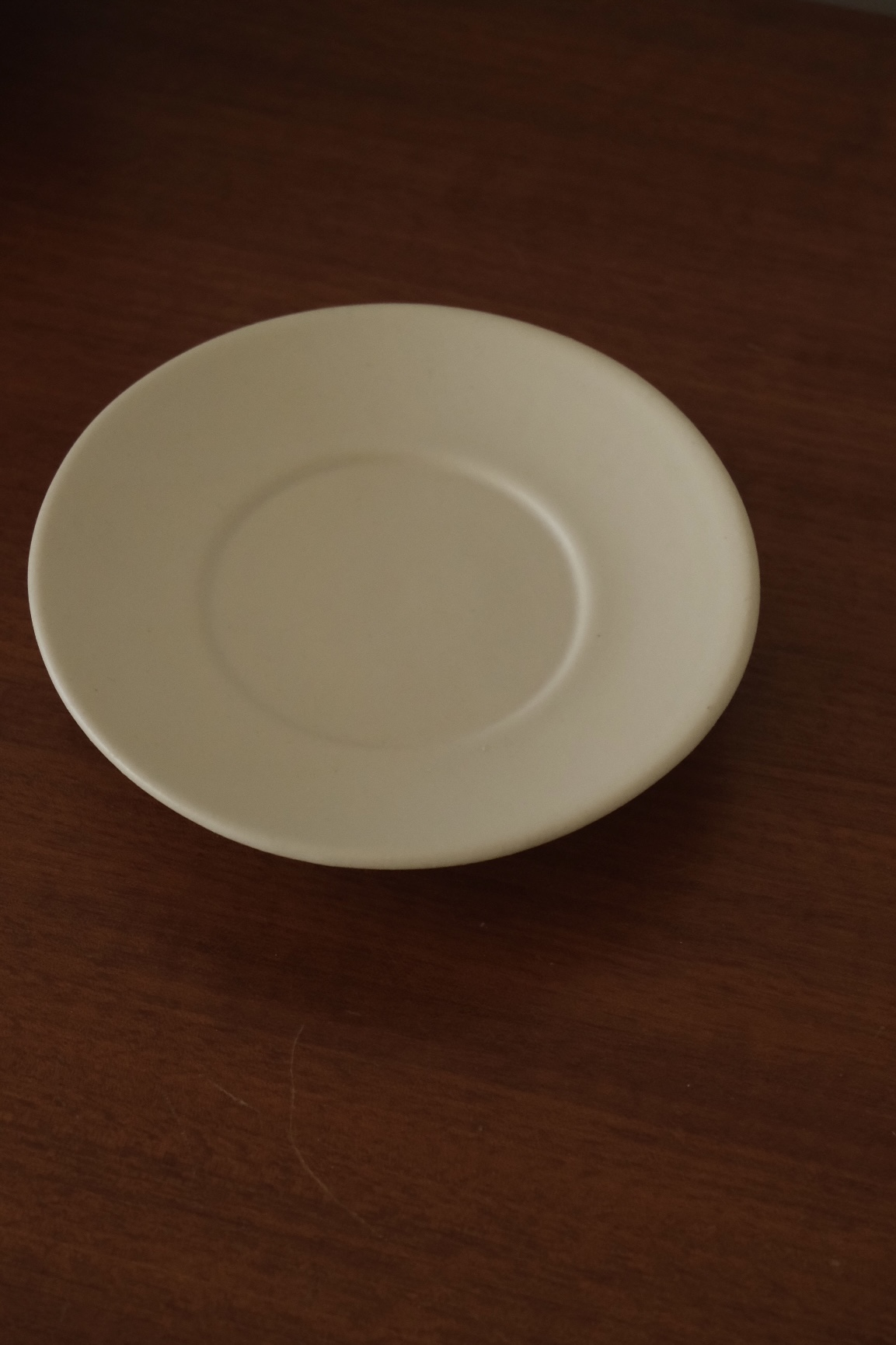 Yoshida Pottery High-ground Saucer - Image 6