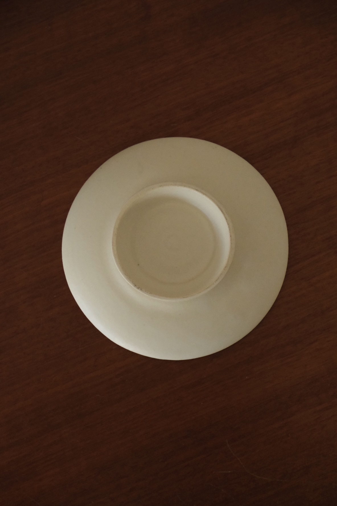Yoshida Pottery High-ground Saucer - Image 4