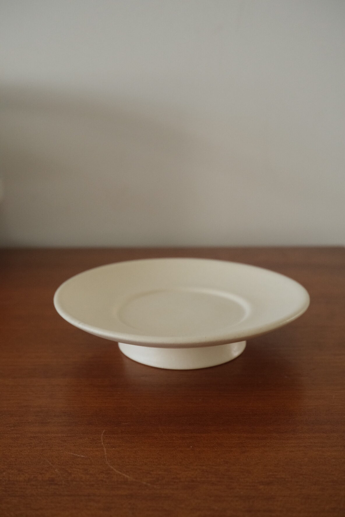 Yoshida Pottery High-ground Saucer - Image 2