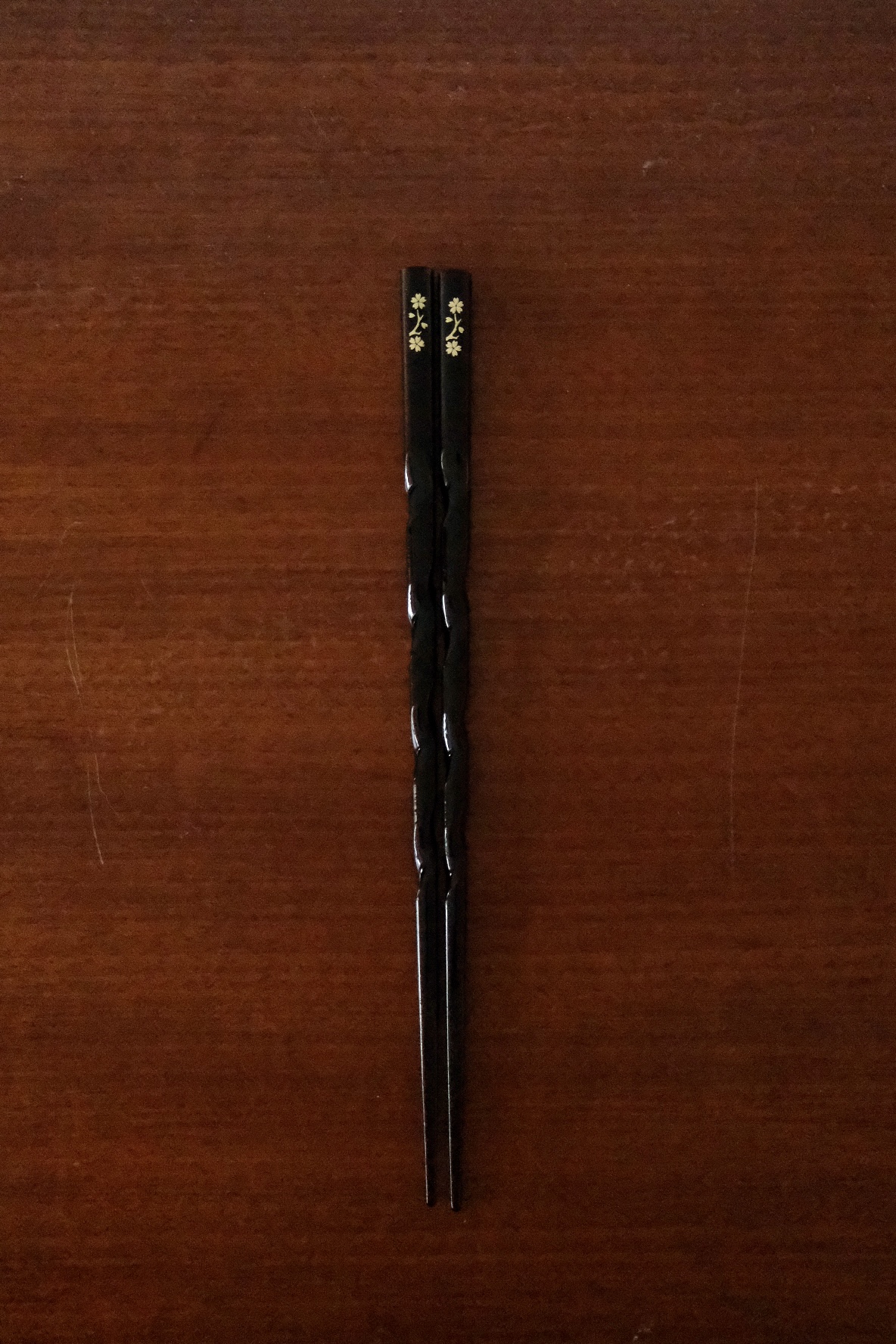 Curvy Natural wood Chopsticks - Image 4