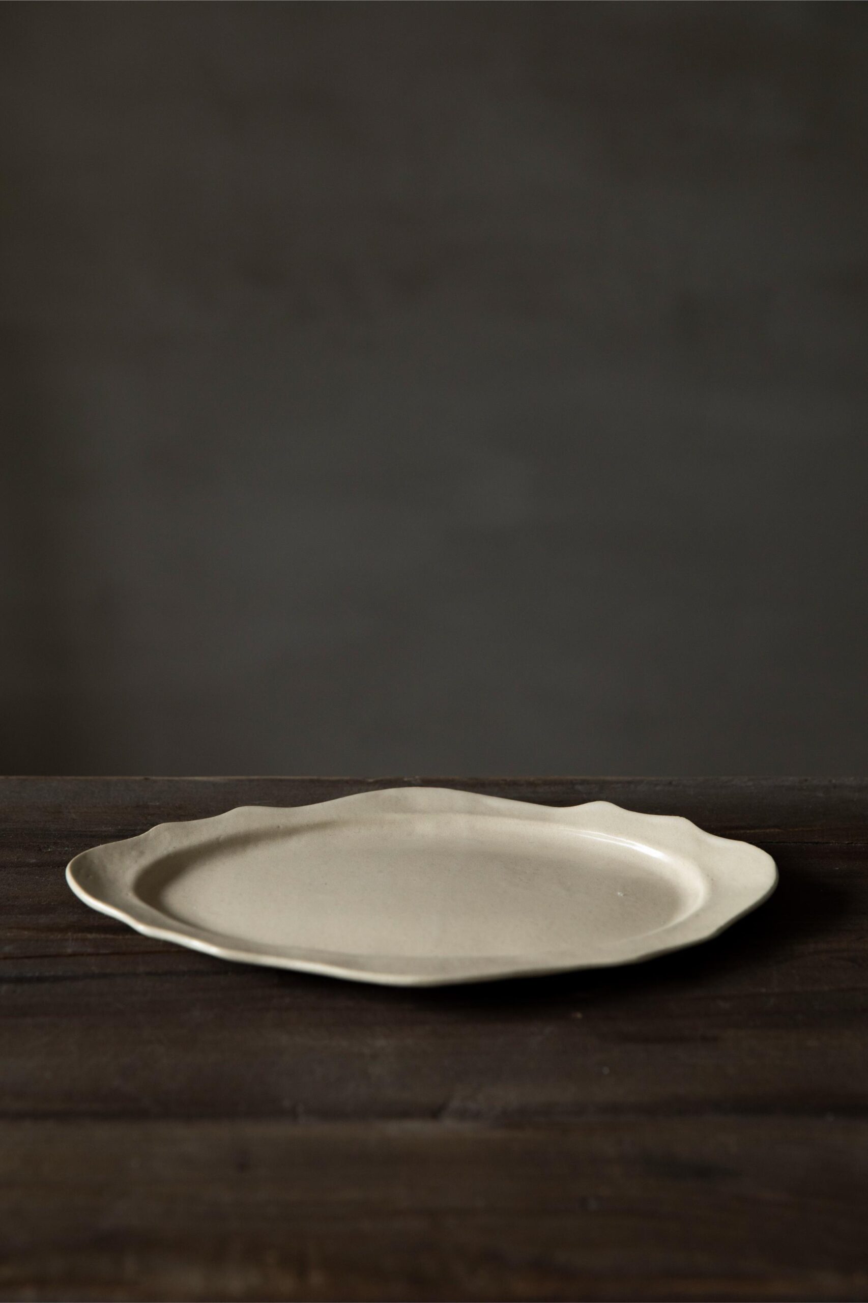 Cocoro Large Rim plate (Off-white)