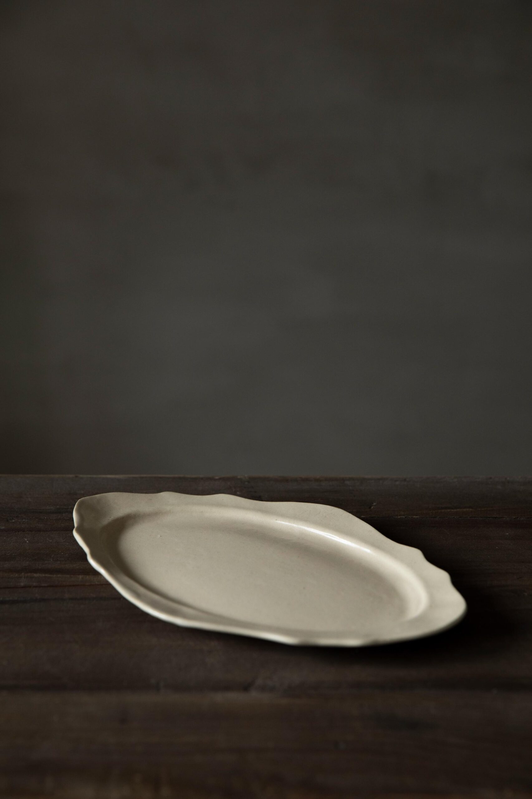 Cocoro Large Rim plate (Off-white) - Image 4